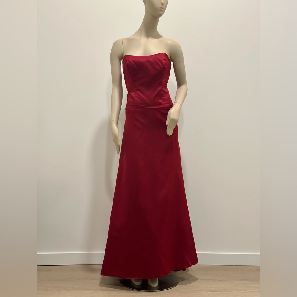 Mackenzie Michaels Red Strapless Gown with Back Button Detail - Size Approx. 12